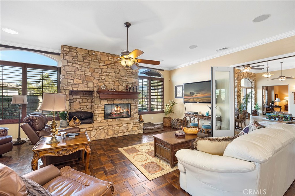 44884 Frogs Leap Street