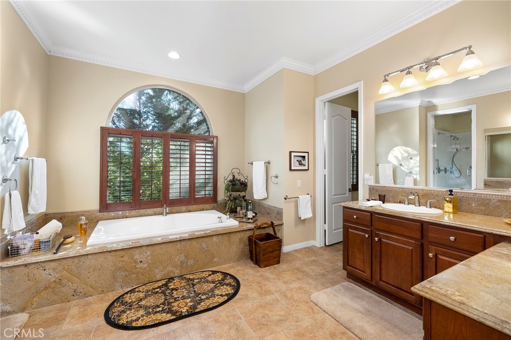 44884 Frogs Leap Street