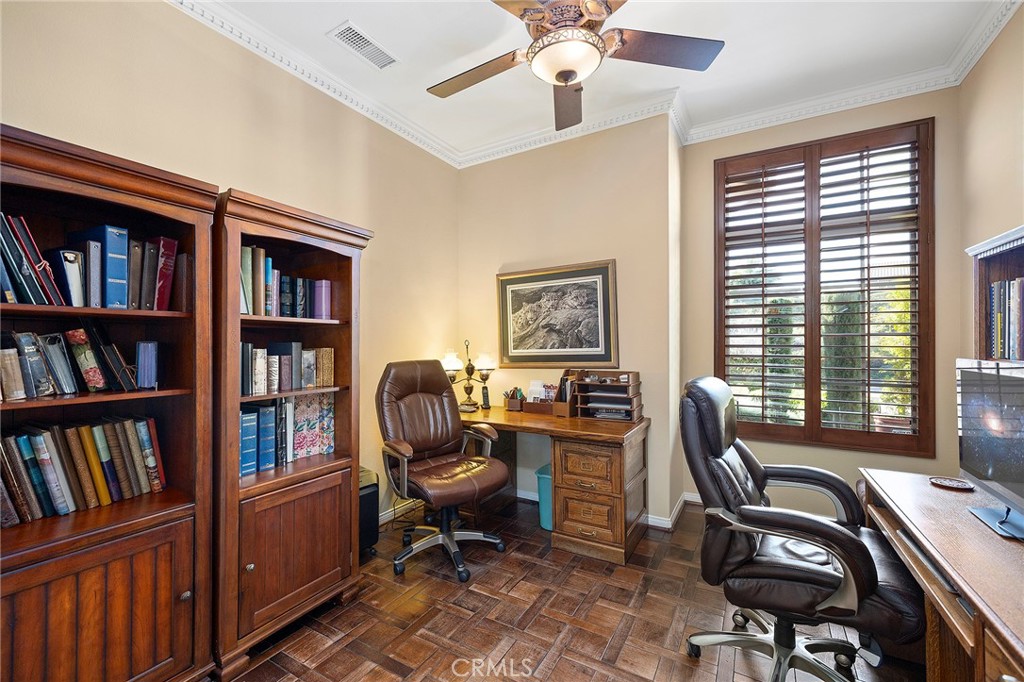 44884 Frogs Leap Street