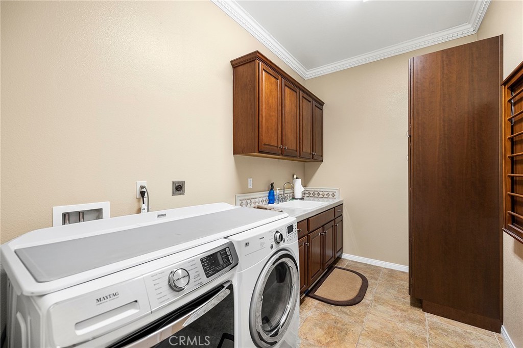 44884 Frogs Leap Street