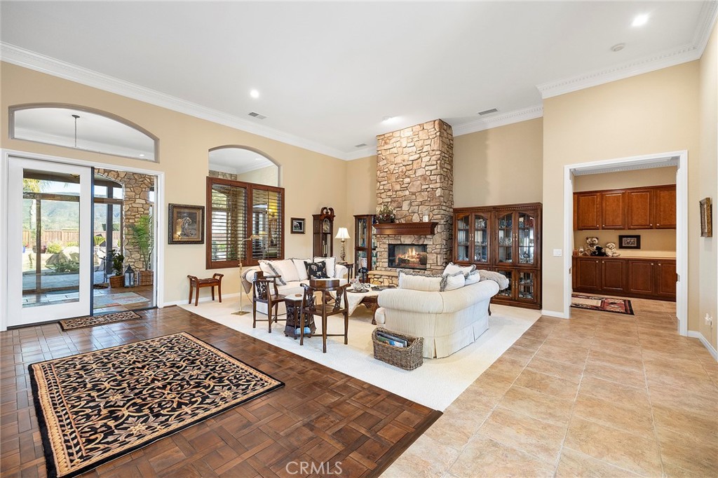 44884 Frogs Leap Street