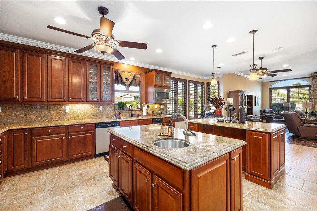 44884 Frogs Leap Street