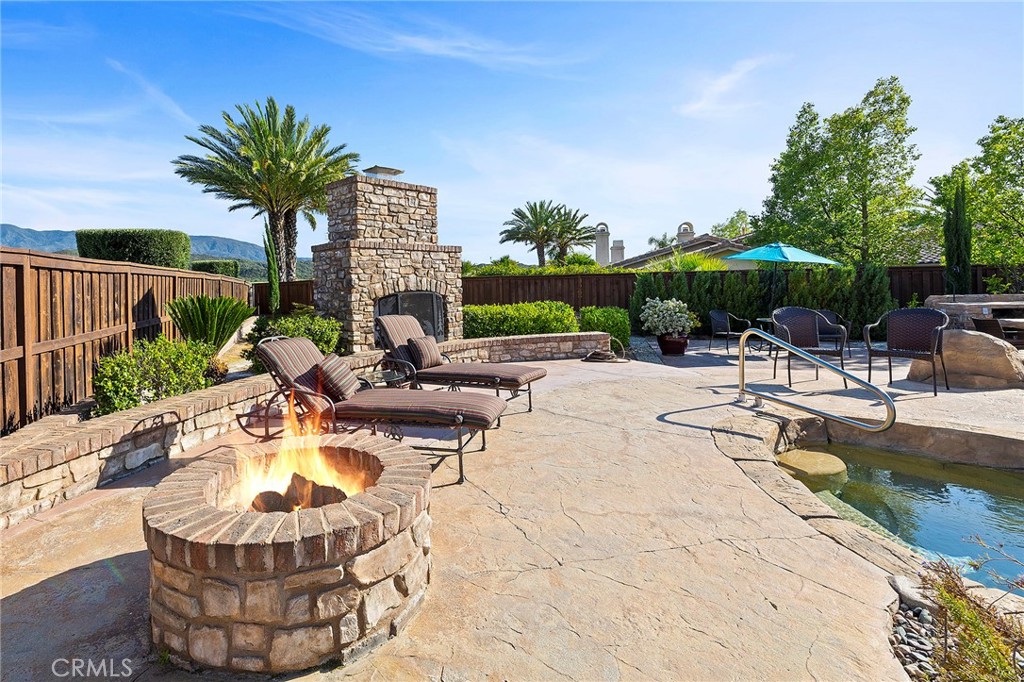 44884 Frogs Leap Street