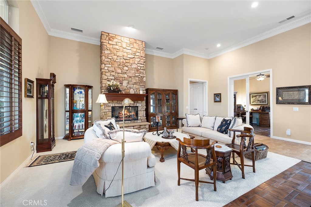 44884 Frogs Leap Street