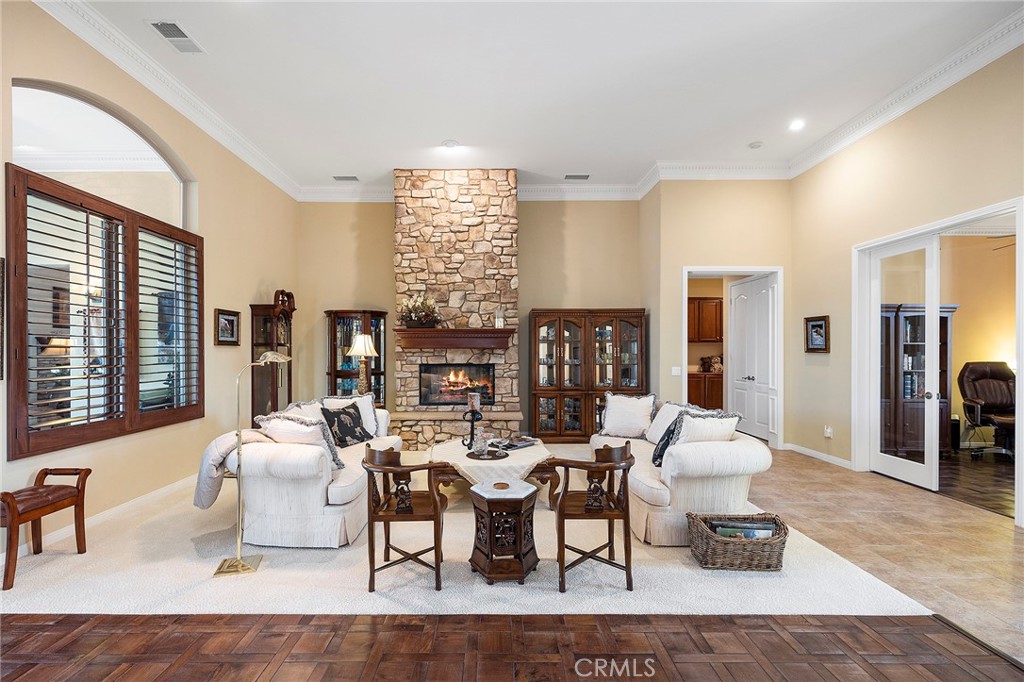 44884 Frogs Leap Street