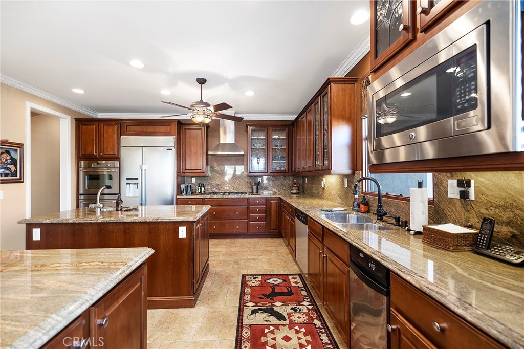 44884 Frogs Leap Street