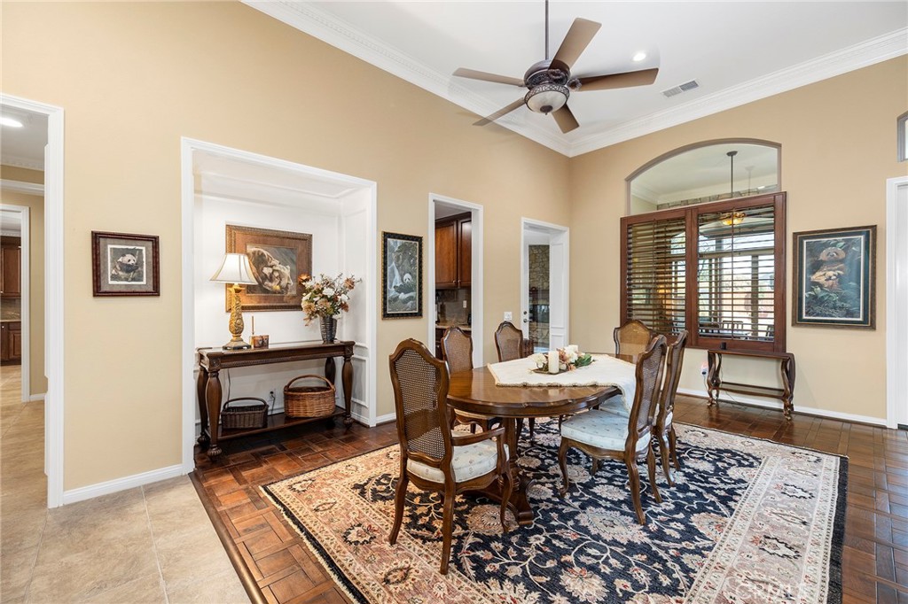 44884 Frogs Leap Street