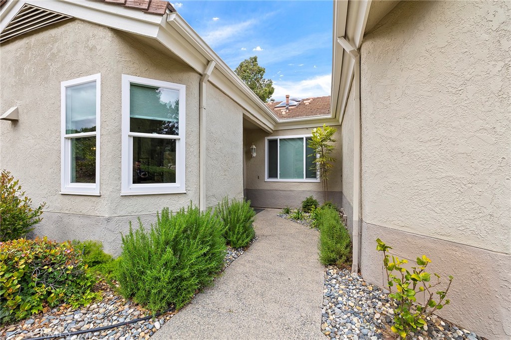 38521 Glen Abbey Lane