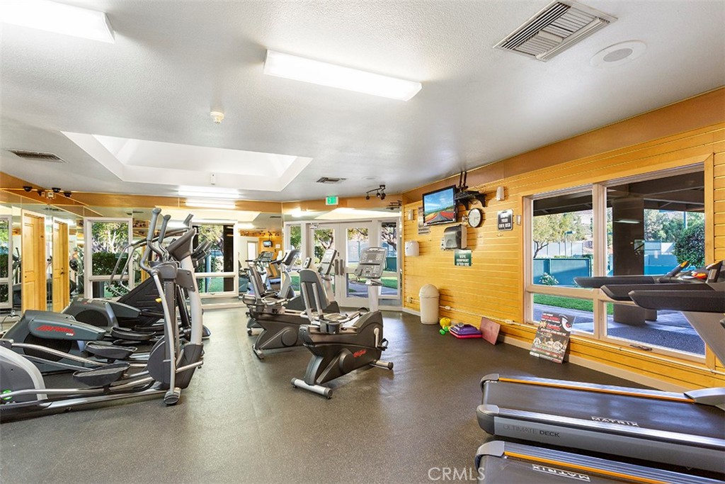 38521 Glen Abbey Lane