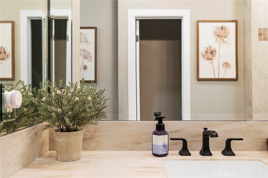 38521 Glen Abbey Lane