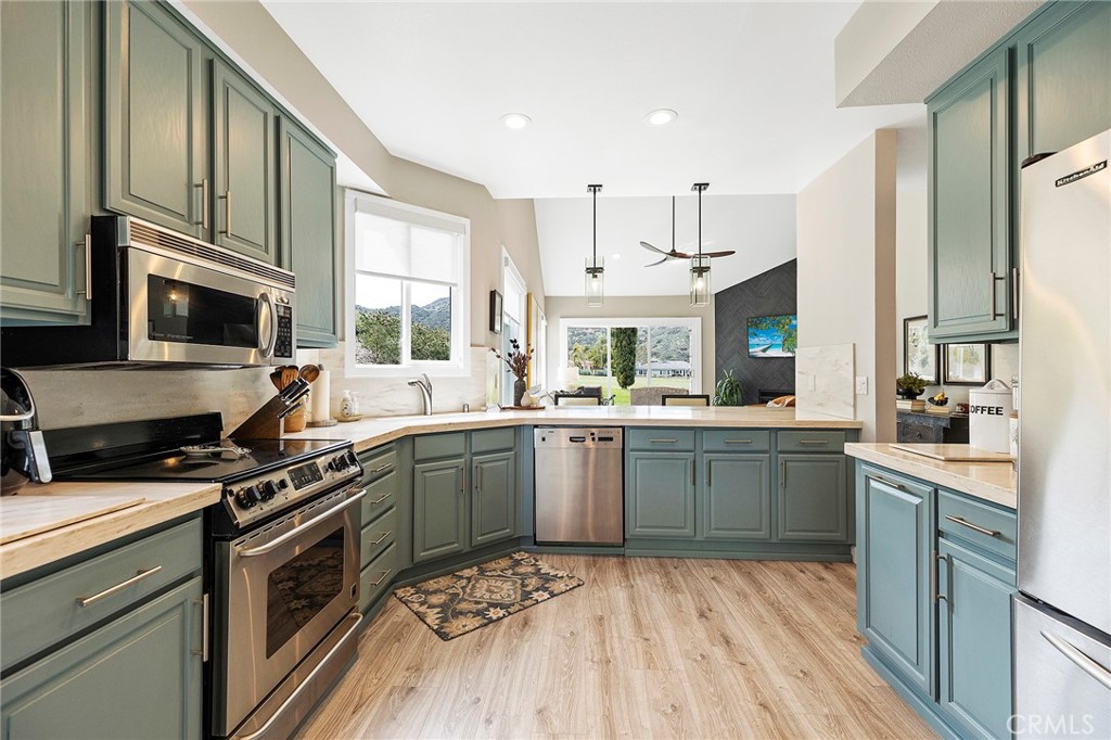 38521 Glen Abbey Lane