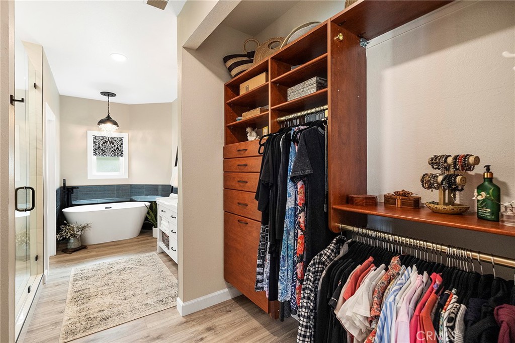 38521 Glen Abbey Lane