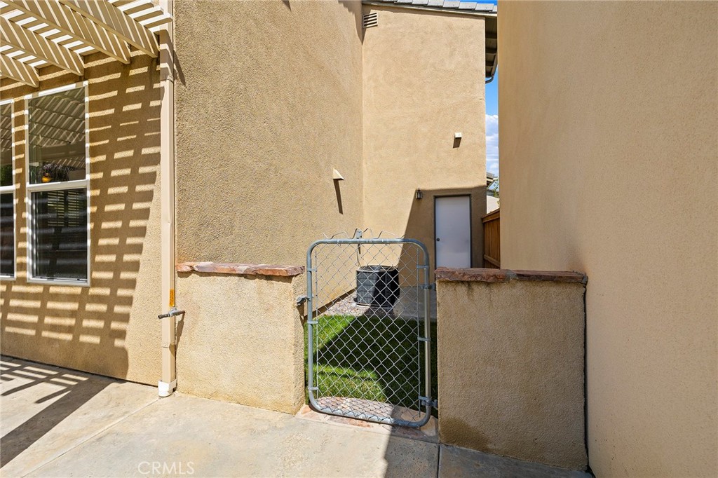 40256 Bellevue Drive