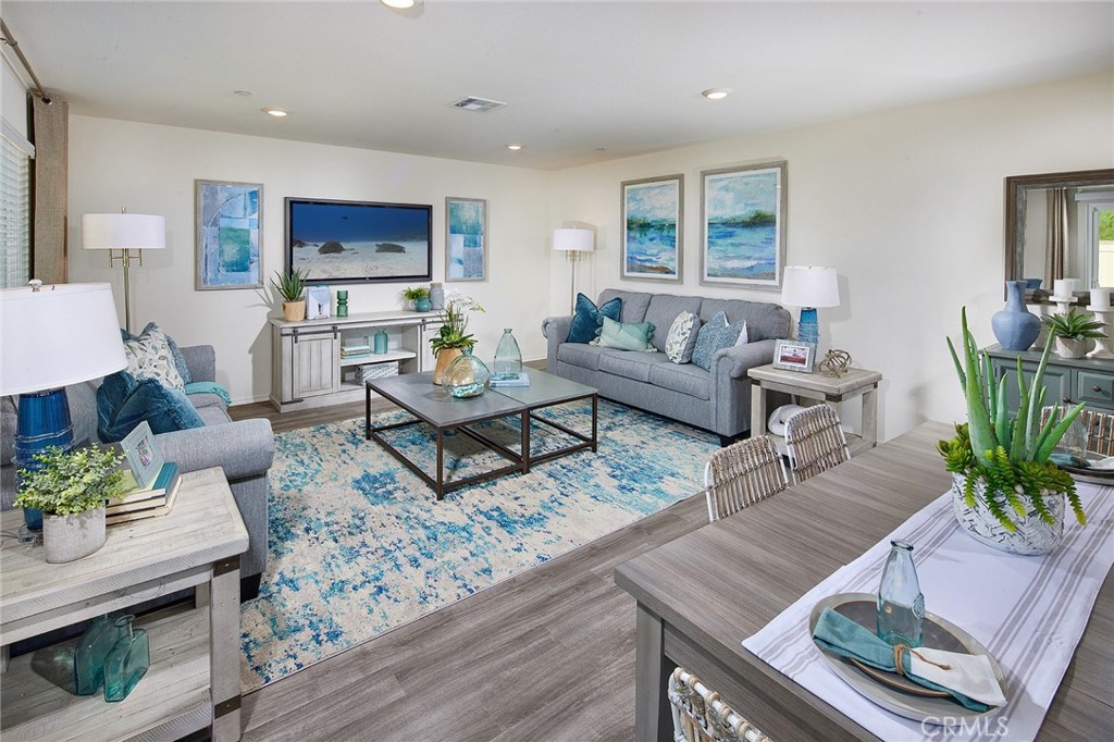 1176 Laurestine Court