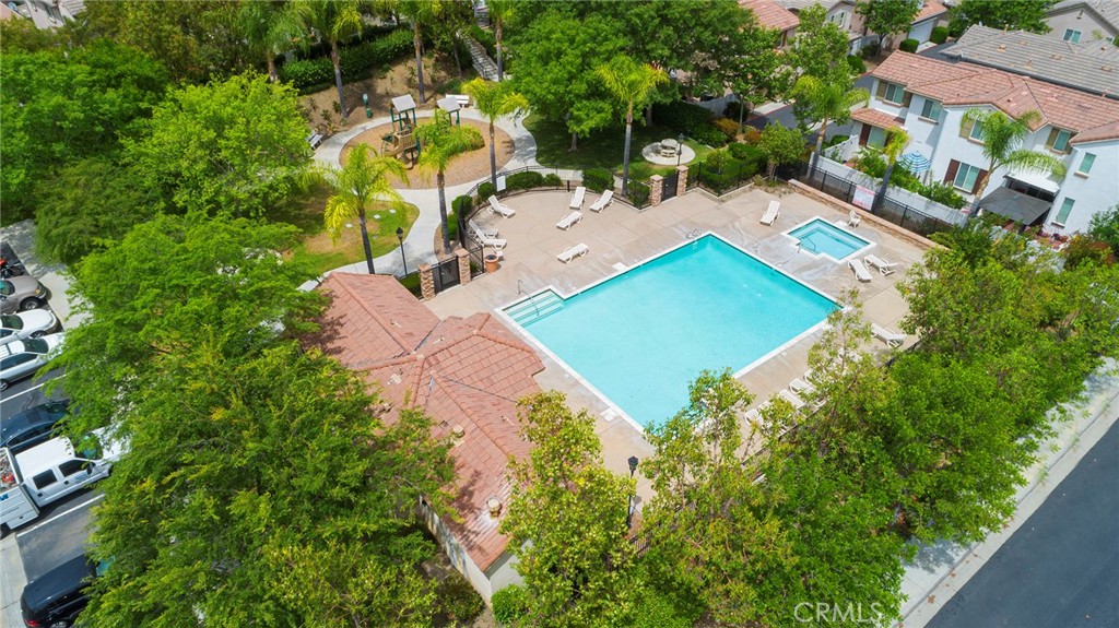 35724 Kittentails Lane