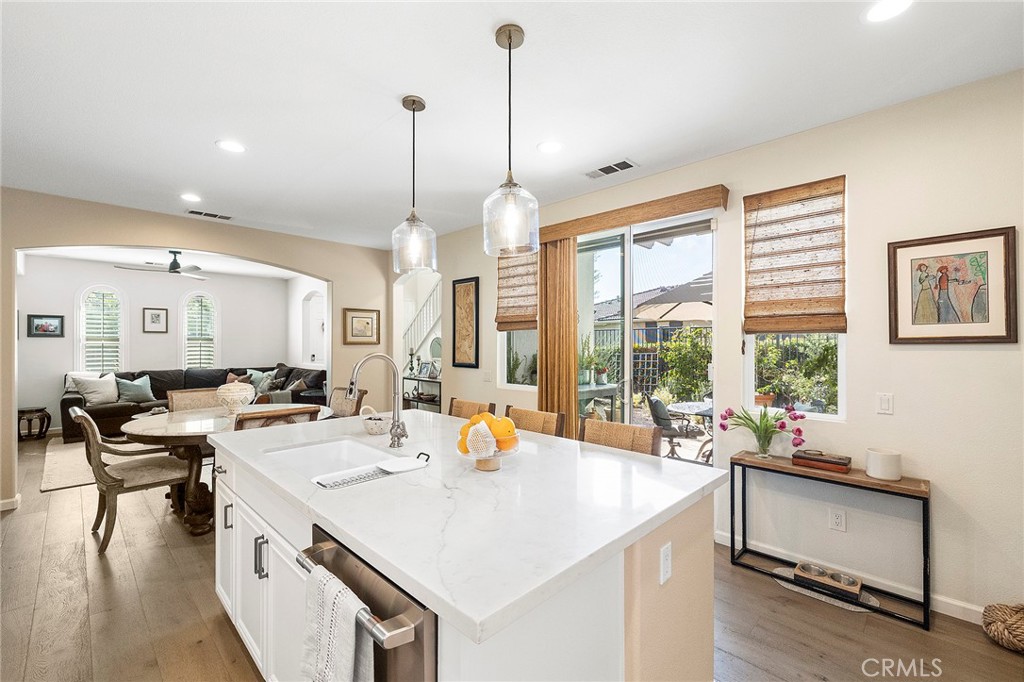 35724 Kittentails Lane