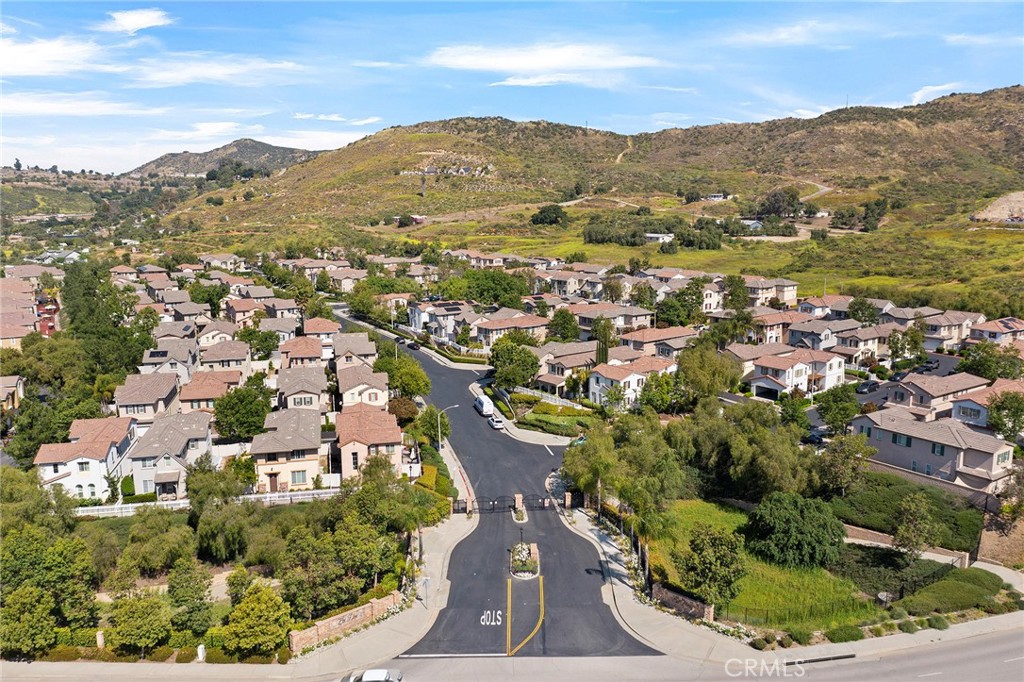 35724 Kittentails Lane