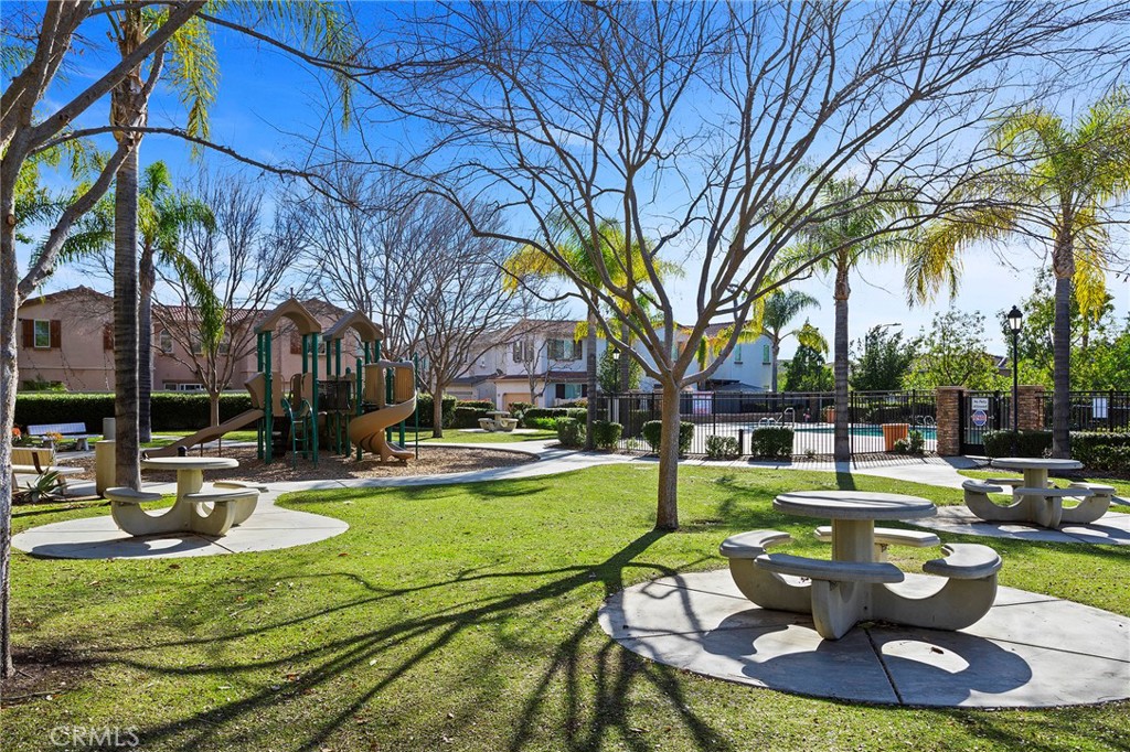 35724 Kittentails Lane