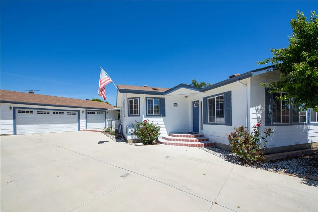 27250 Murrieta # 213