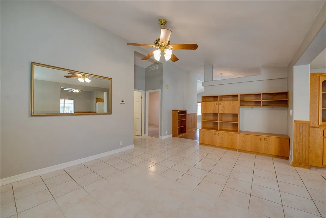 27250 Murrieta # 213
