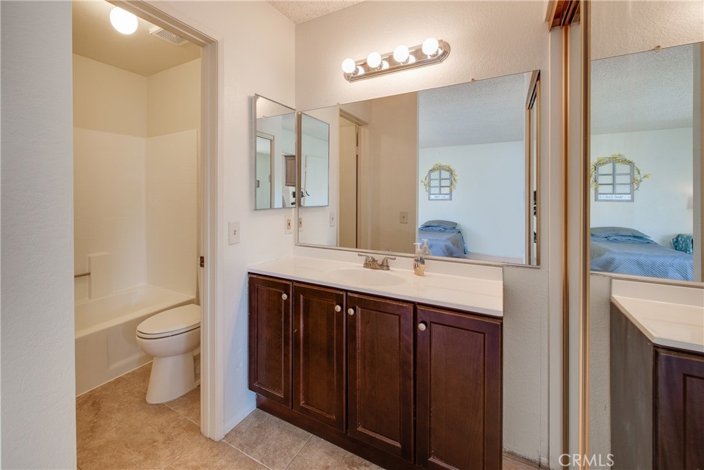 5050 Canyon Crest Drive 22