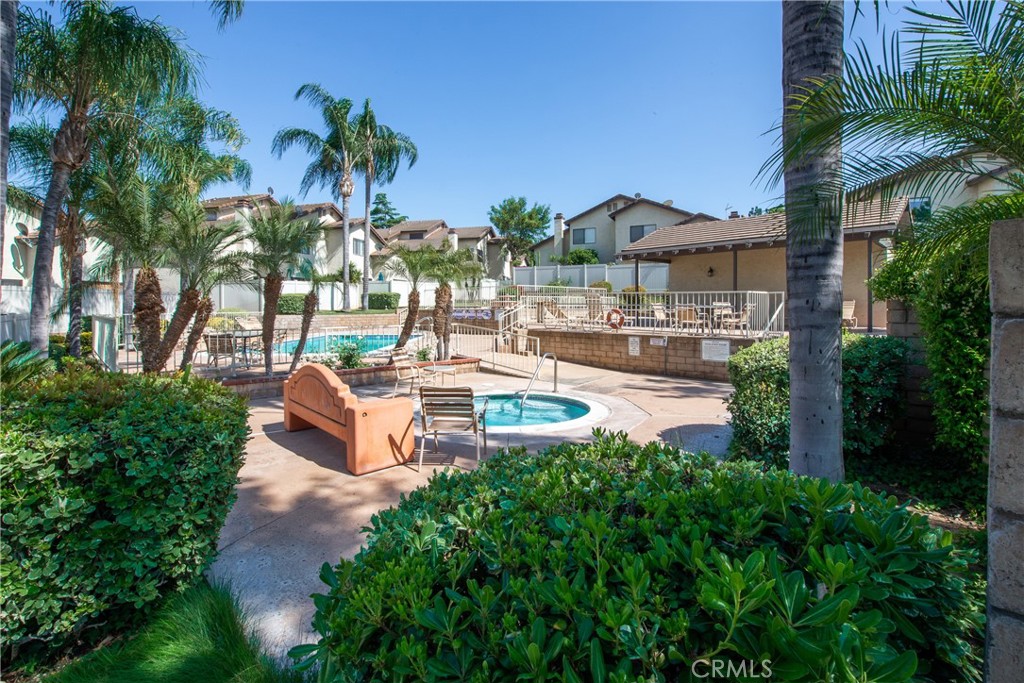 5050 Canyon Crest Drive 22
