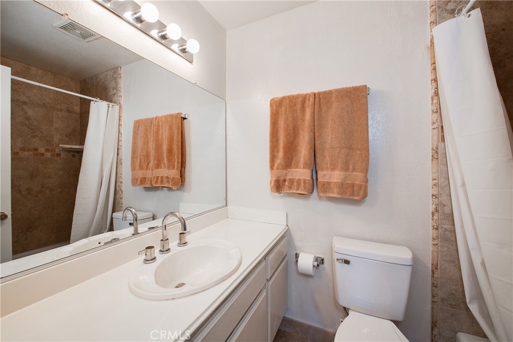 5050 Canyon Crest Drive 22
