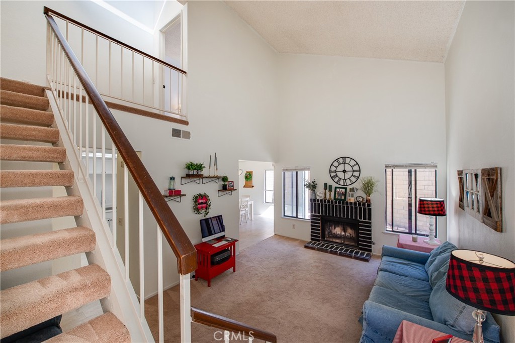 5050 Canyon Crest Drive 22
