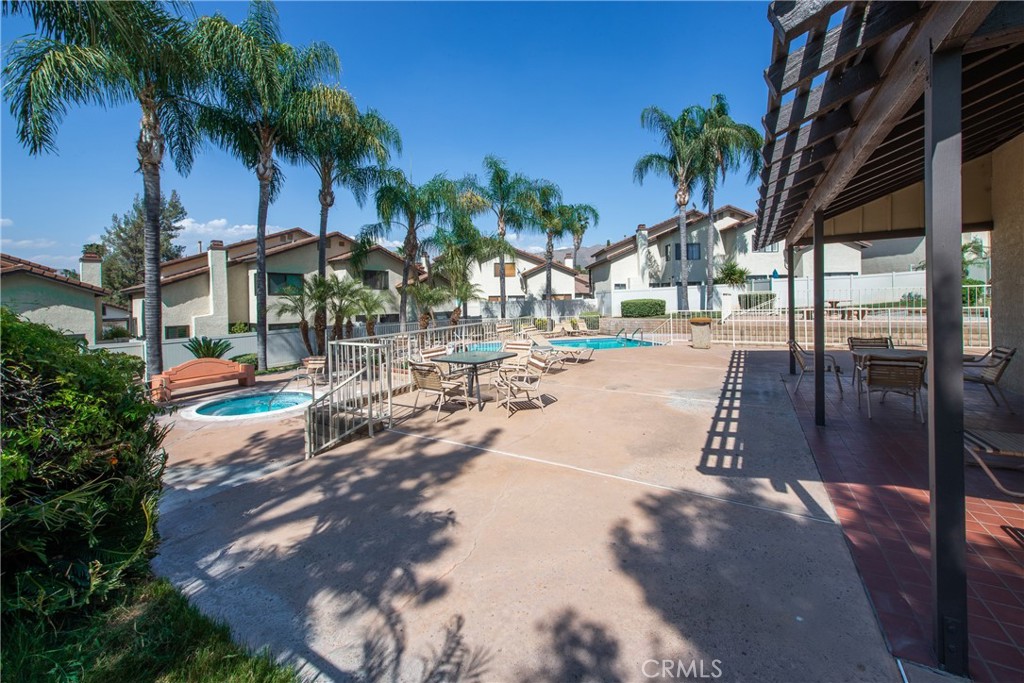 5050 Canyon Crest Drive 22