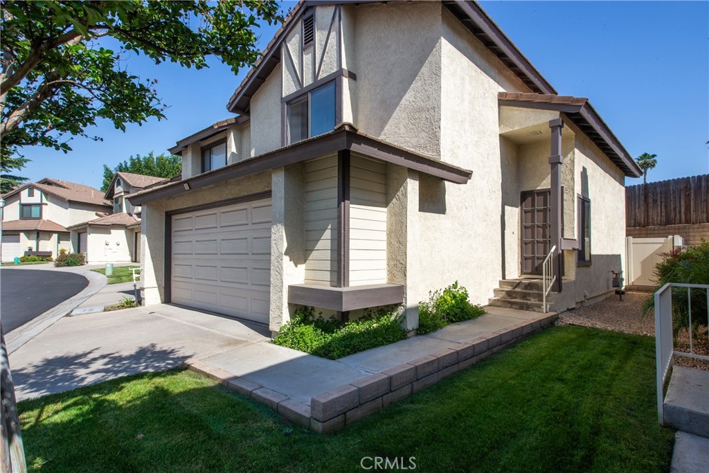 5050 Canyon Crest Drive 22