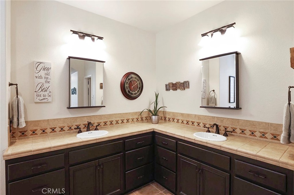 27335 Snowfield Street