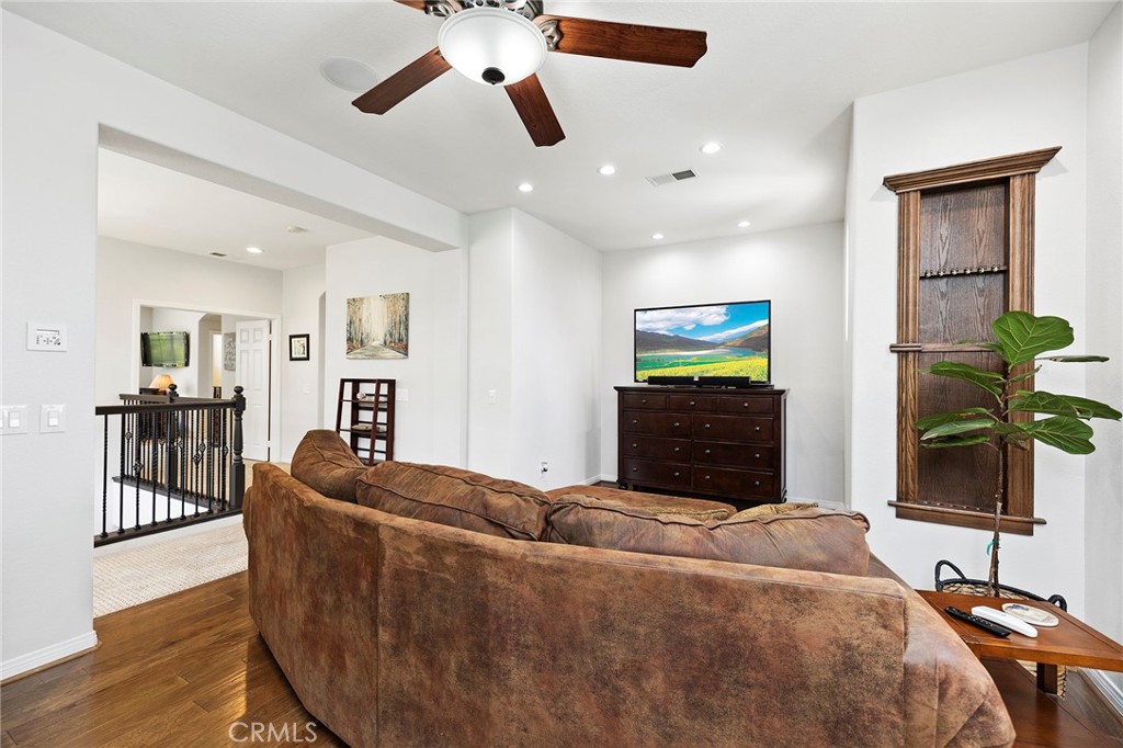 27335 Snowfield Street