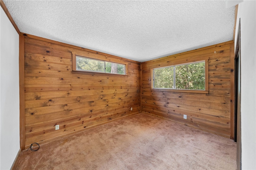 26786 Crestview Drive