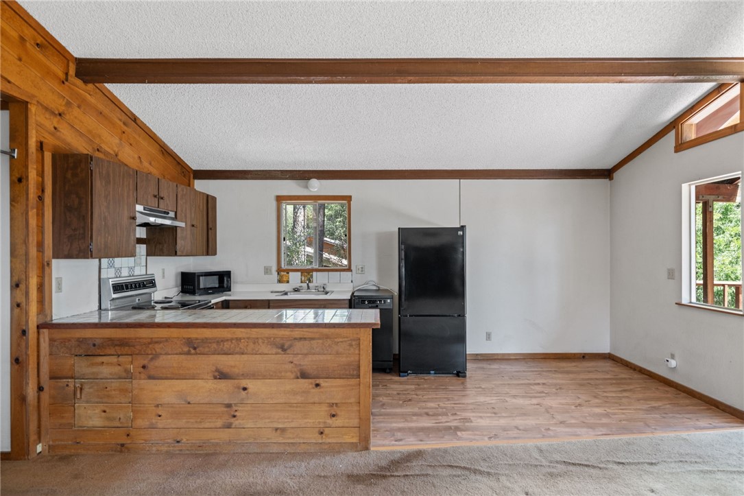 26786 Crestview Drive