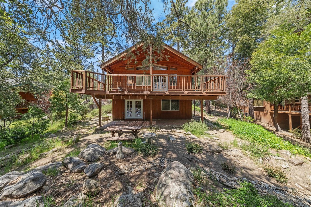 26786 Crestview Drive