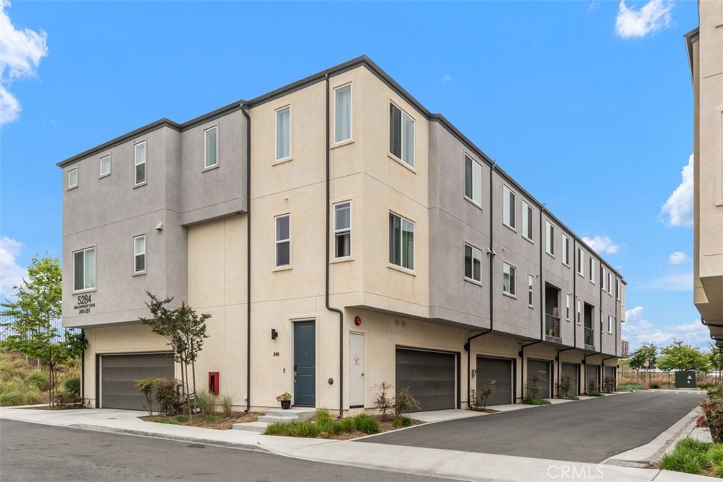 5284 Beachfront Cove 251