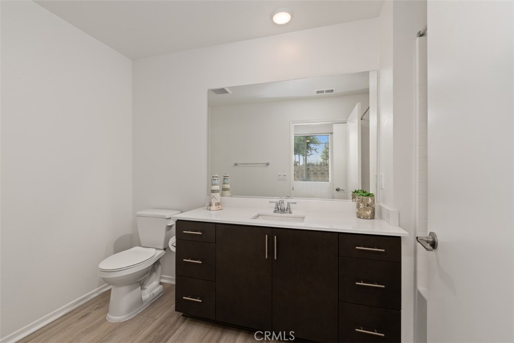 5284 Beachfront Cove 251