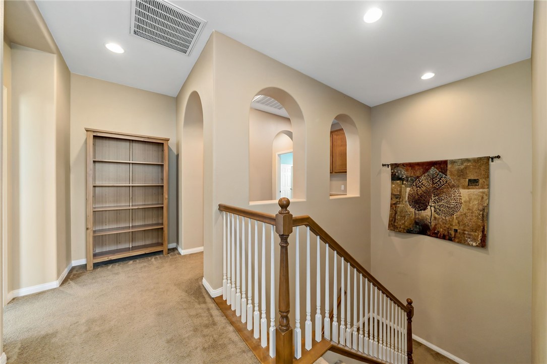 46319 Lone Pine Drive