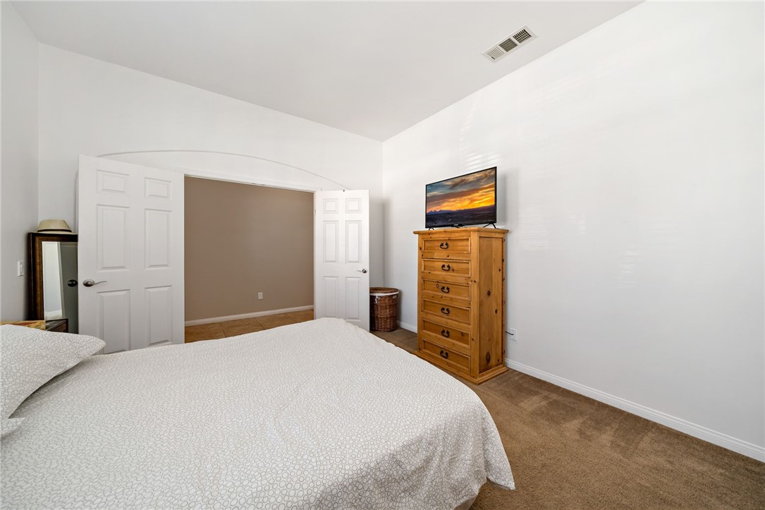 46319 Lone Pine Drive