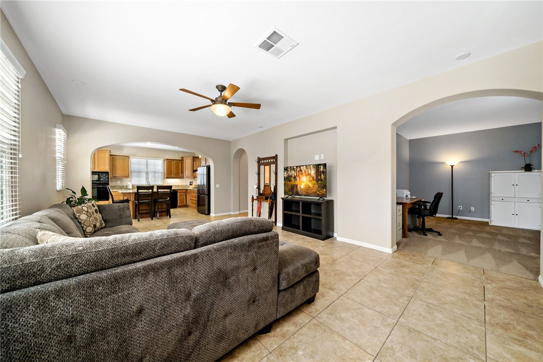 46319 Lone Pine Drive