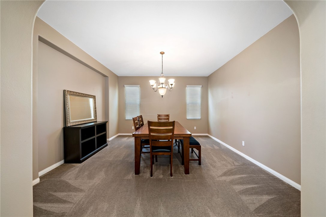 46319 Lone Pine Drive