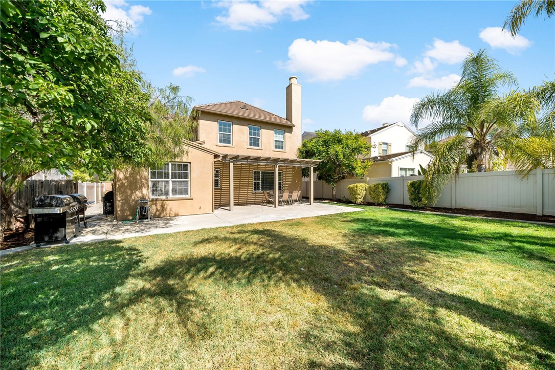 46319 Lone Pine Drive