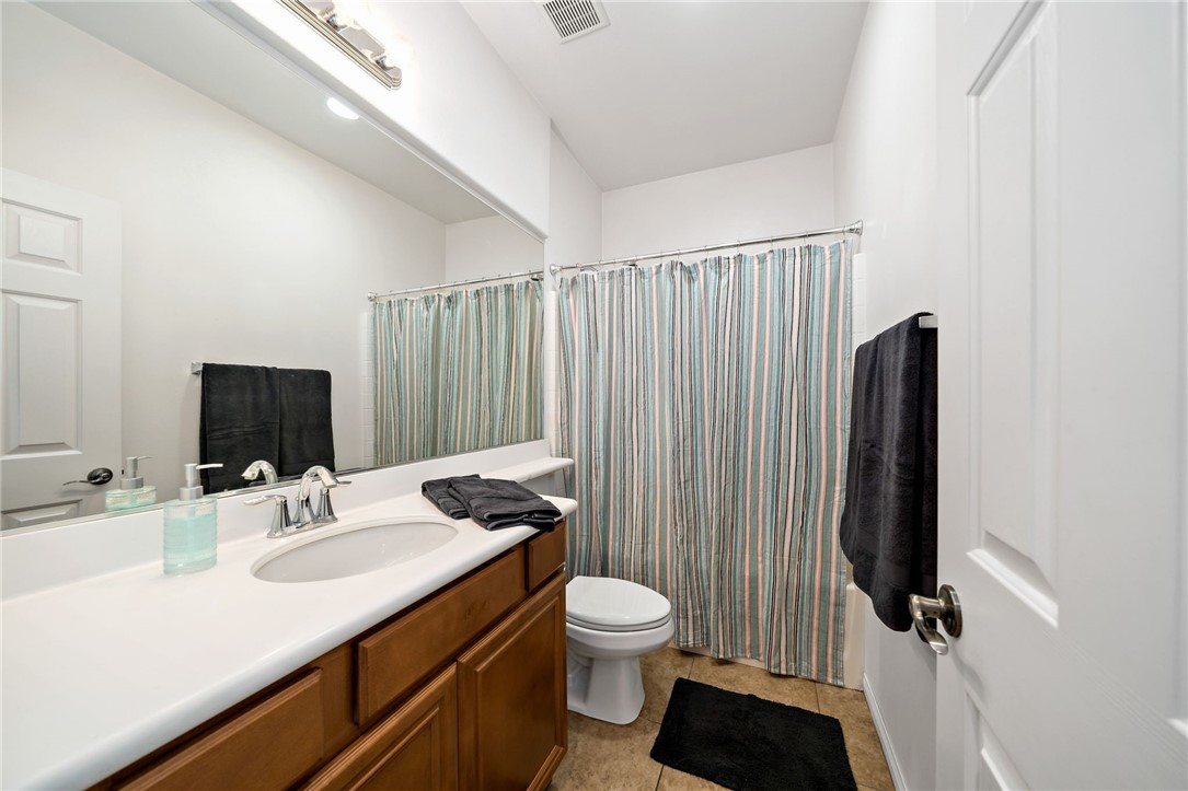 46319 Lone Pine Drive