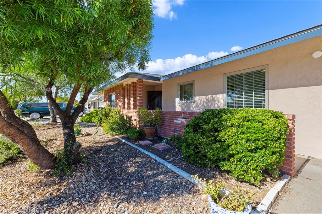 27910 Grosse Point Drive