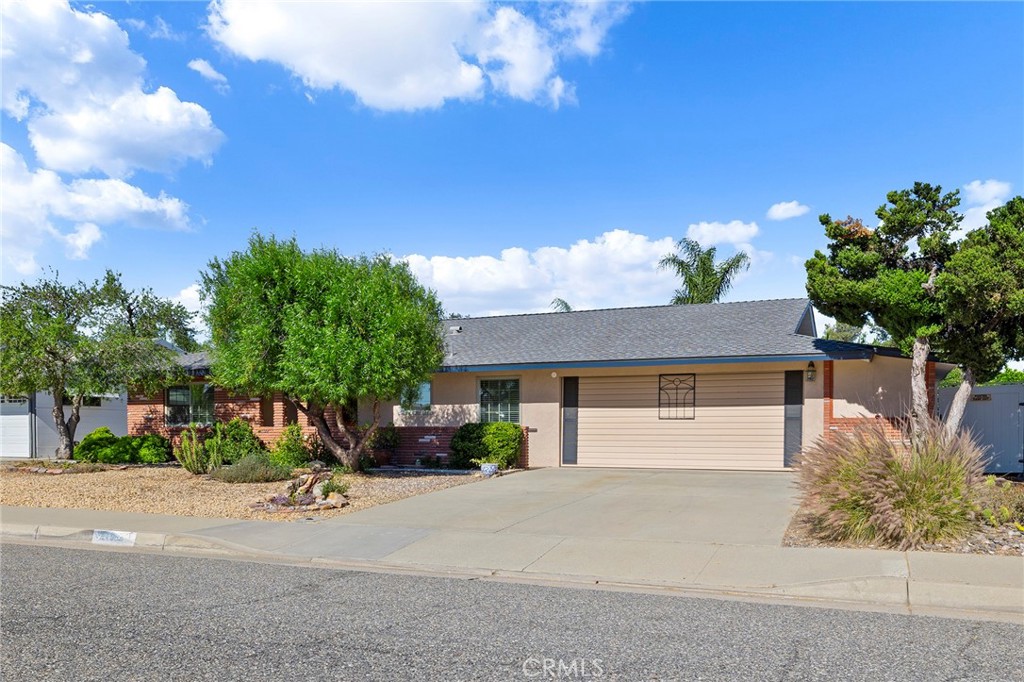 27910 Grosse Point Drive