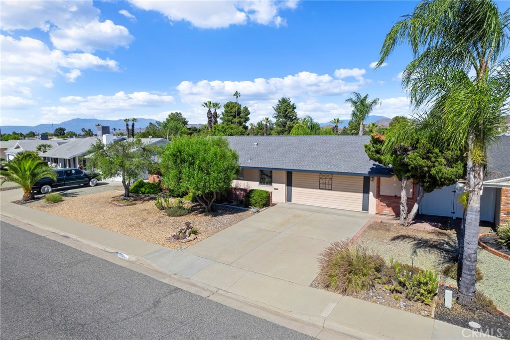 27910 Grosse Point Drive