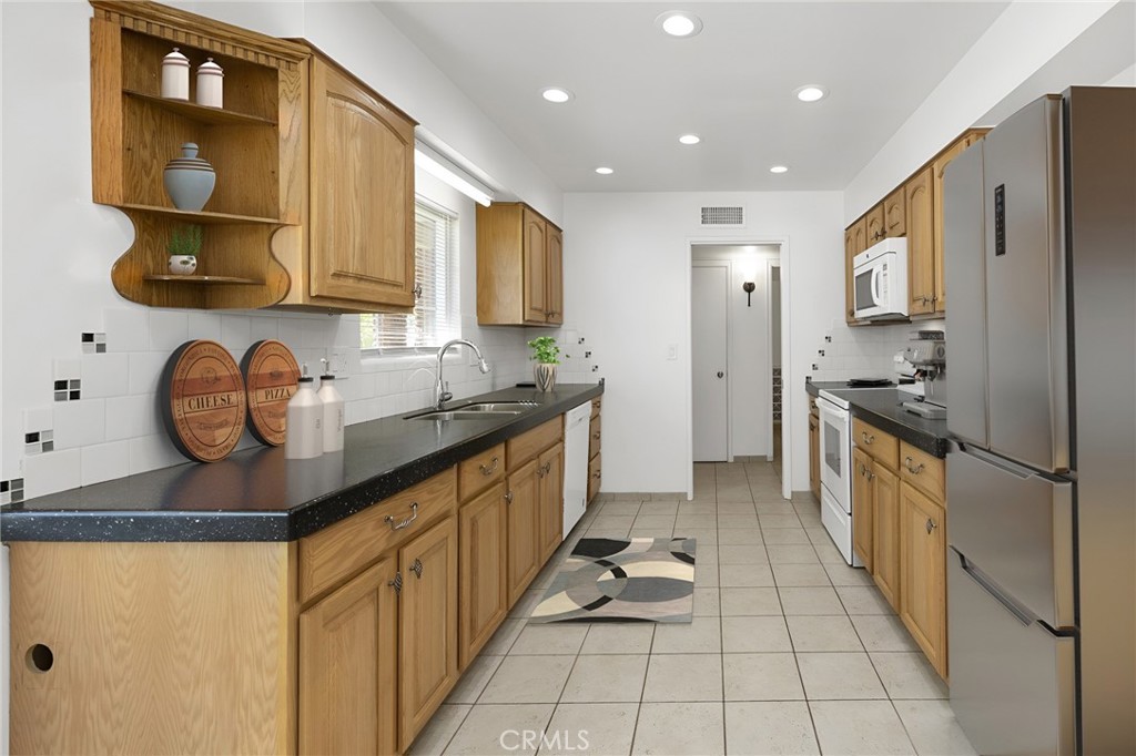 27910 Grosse Point Drive