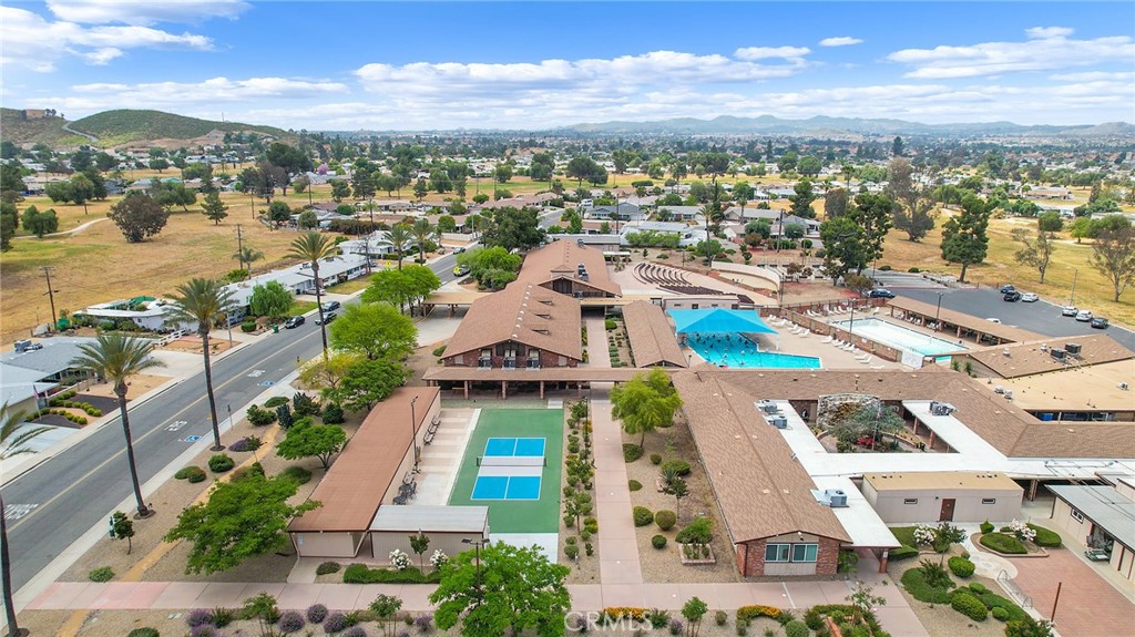 27910 Grosse Point Drive