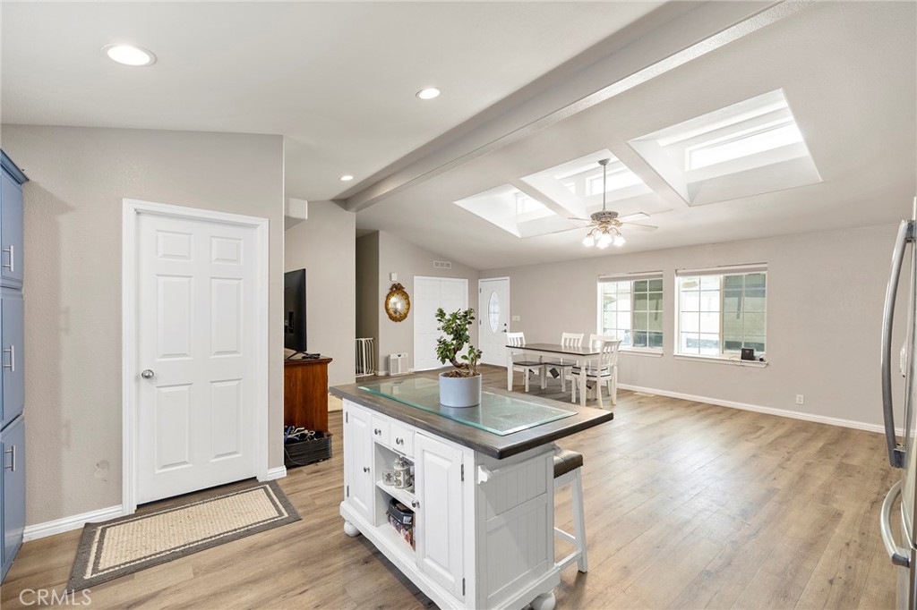 44025 White Mountain Road