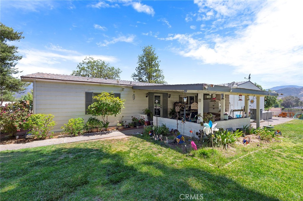 44025 White Mountain Road